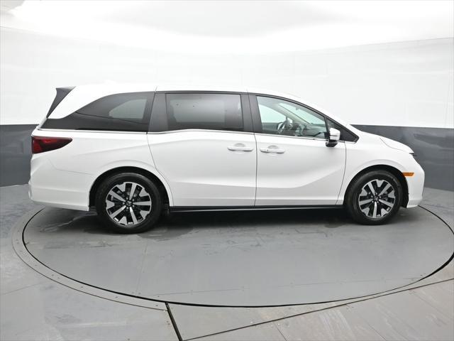 used 2025 Honda Odyssey car, priced at $42,900