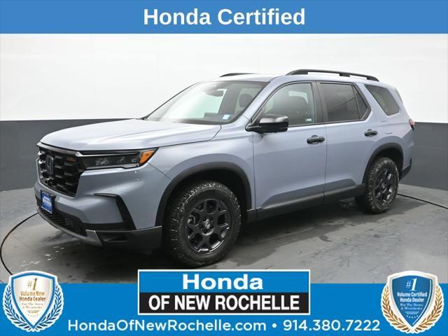 used 2025 Honda Pilot car, priced at $46,176