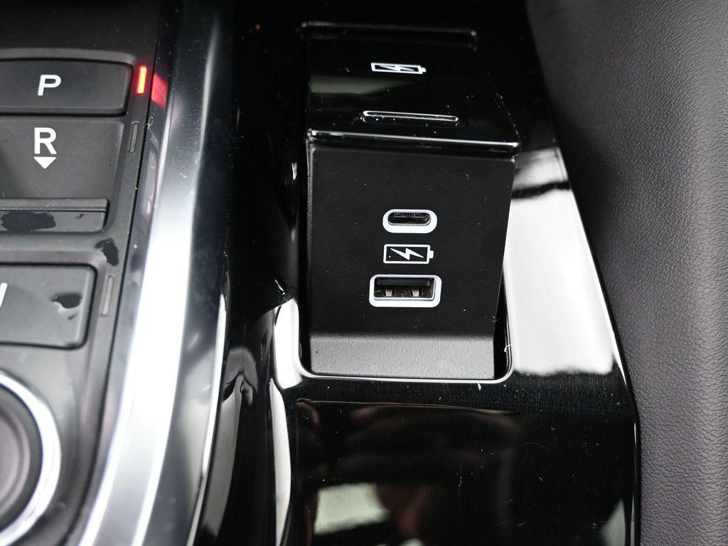 used 2022 Acura MDX car, priced at $39,976