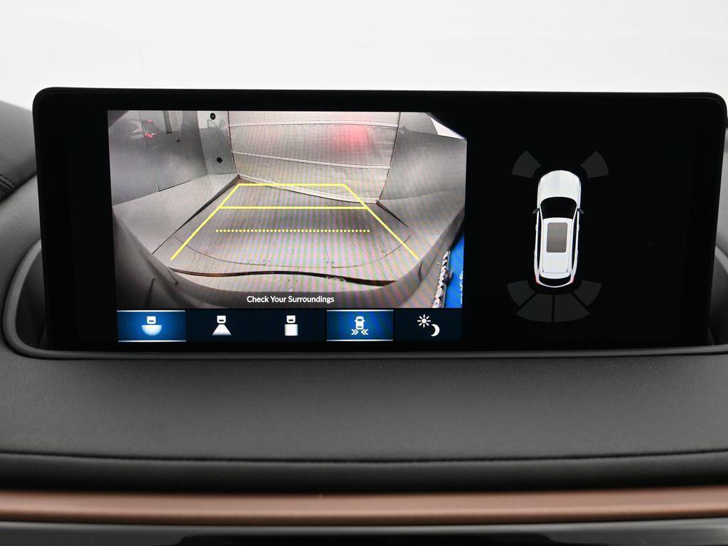 used 2022 Acura MDX car, priced at $39,976