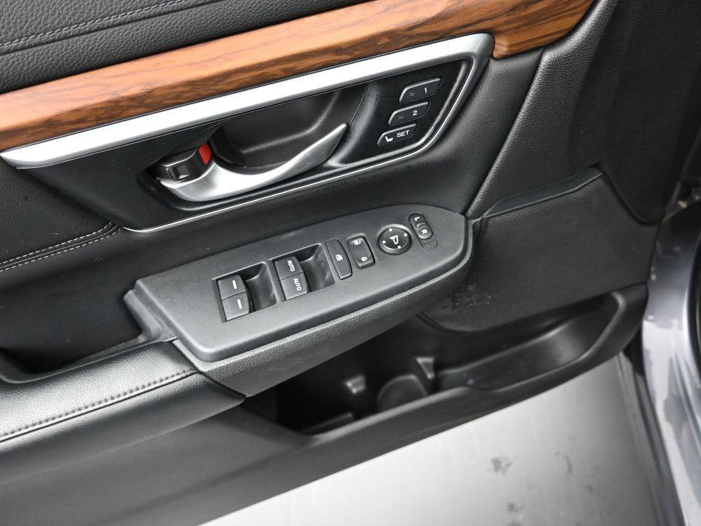 used 2022 Honda CR-V car, priced at $26,745