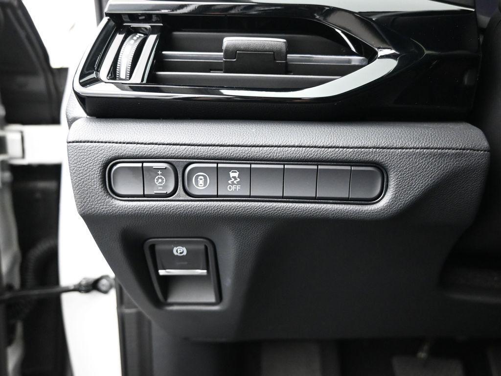 used 2024 Acura MDX car, priced at $39,527