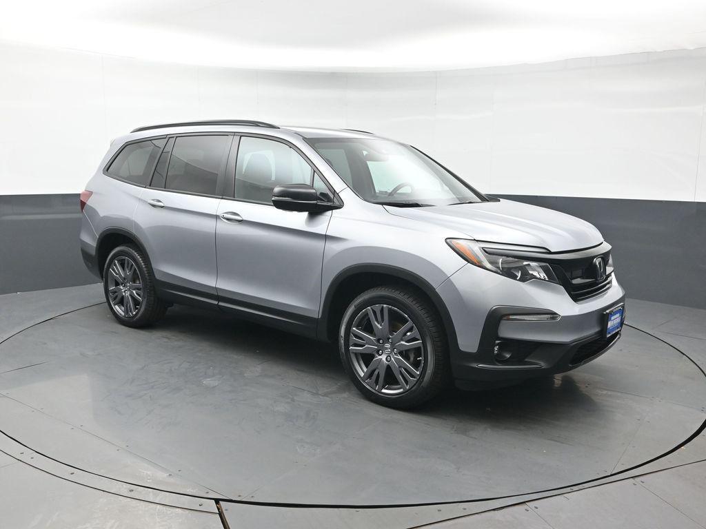 used 2022 Honda Pilot car, priced at $27,900