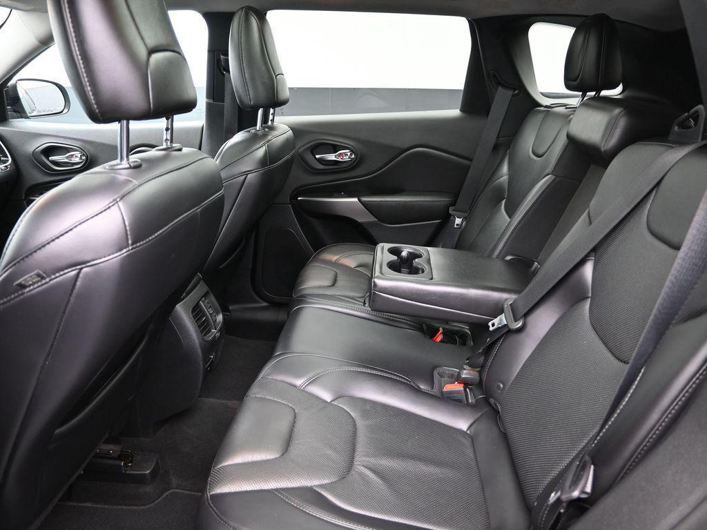 used 2019 Jeep Cherokee car, priced at $17,576