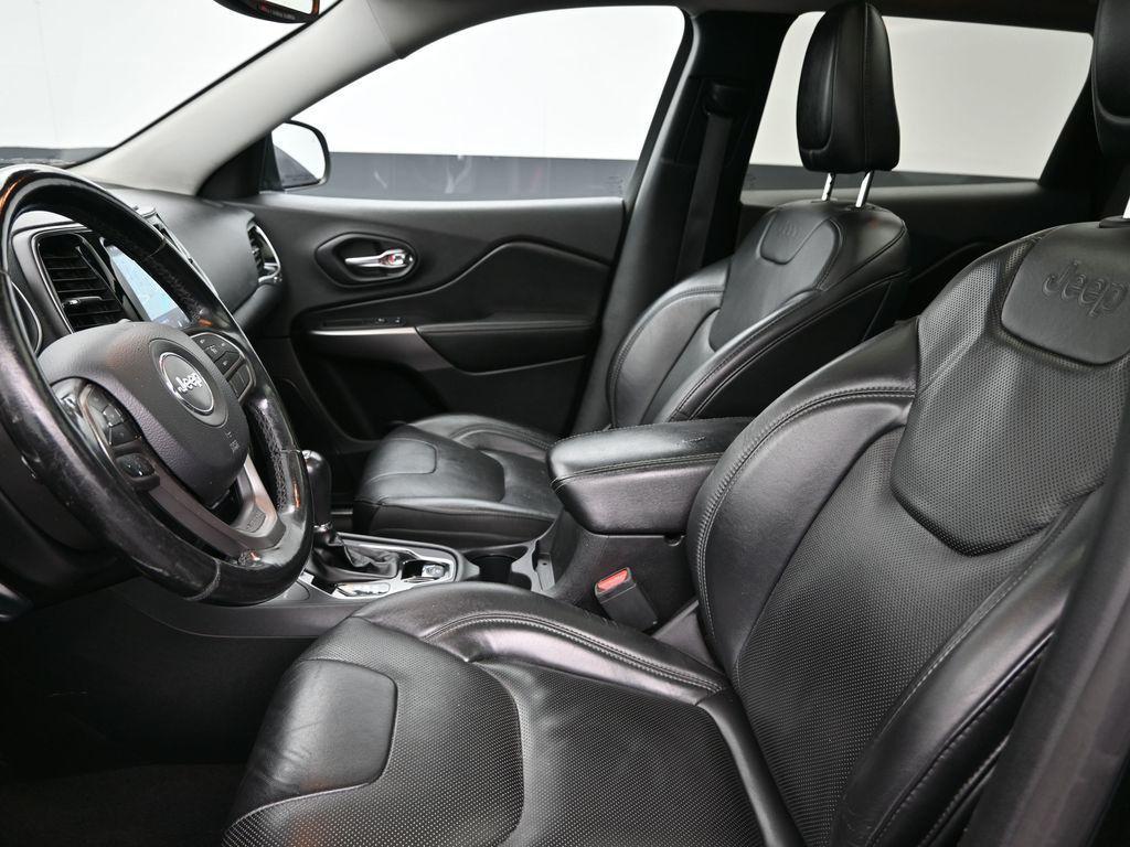 used 2019 Jeep Cherokee car, priced at $17,576