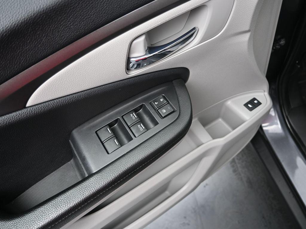 used 2018 Honda Pilot car, priced at $23,495