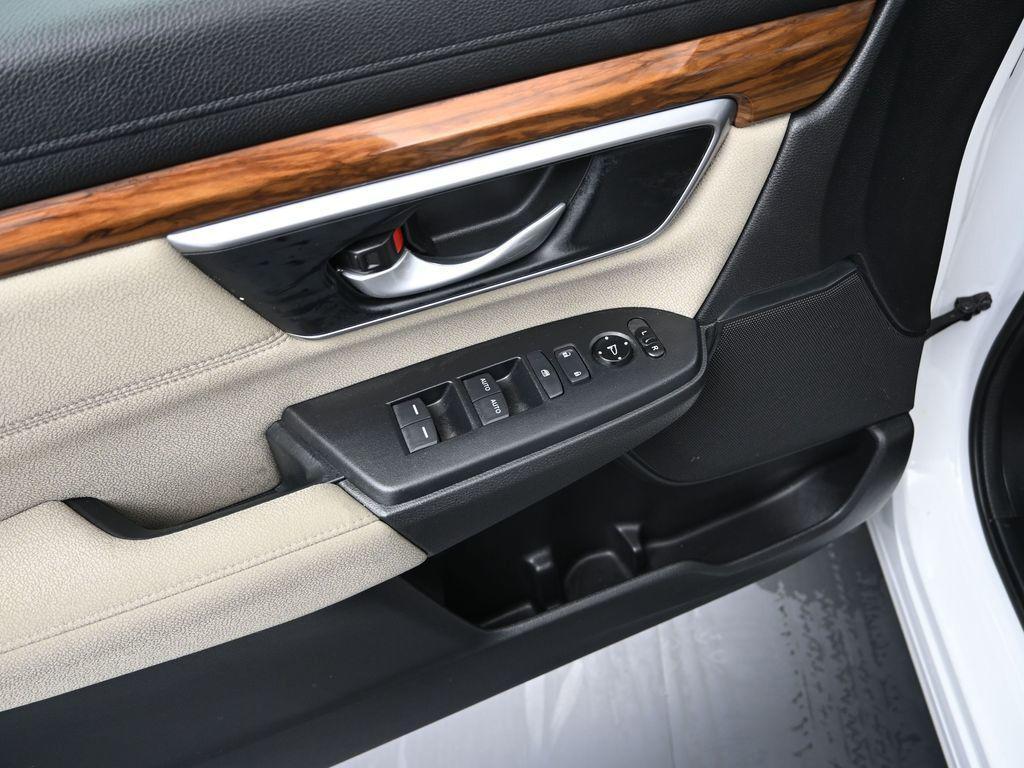 used 2022 Honda CR-V car, priced at $26,895
