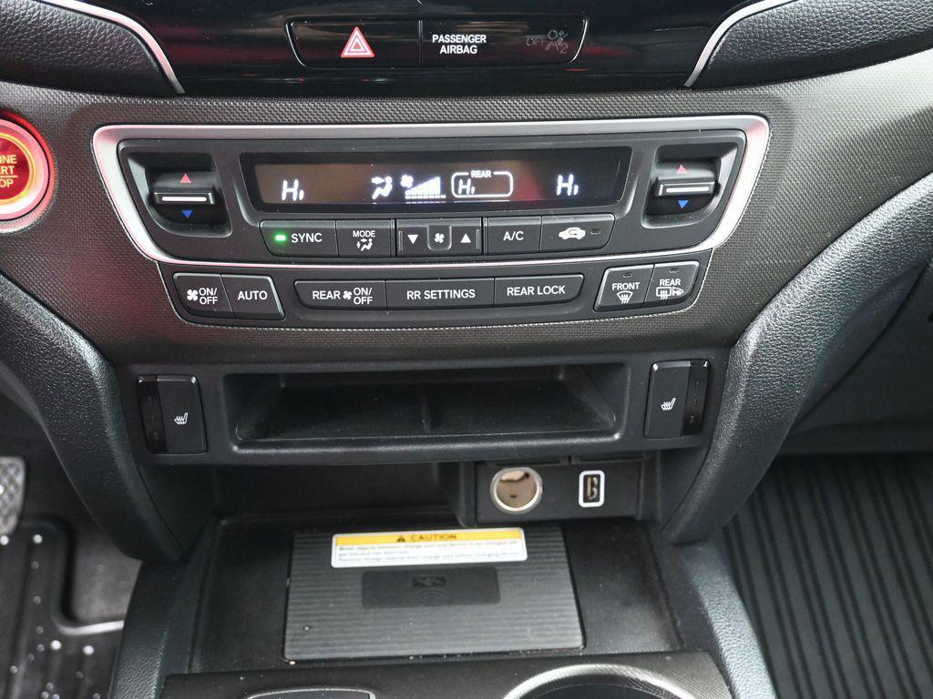 used 2022 Honda Pilot car, priced at $28,669