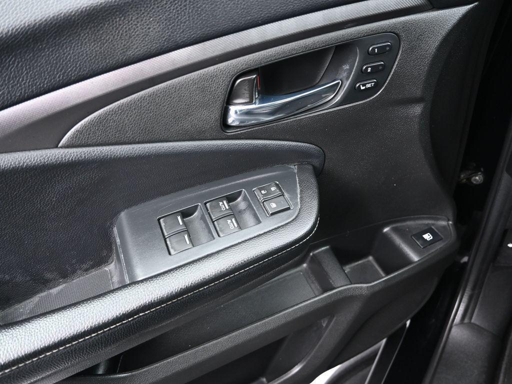 used 2023 Honda Ridgeline car, priced at $31,985