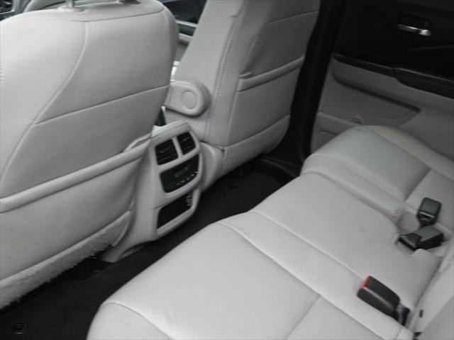 used 2022 Honda Pilot car, priced at $31,600
