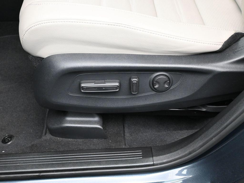 used 2023 Honda CR-V car, priced at $32,995