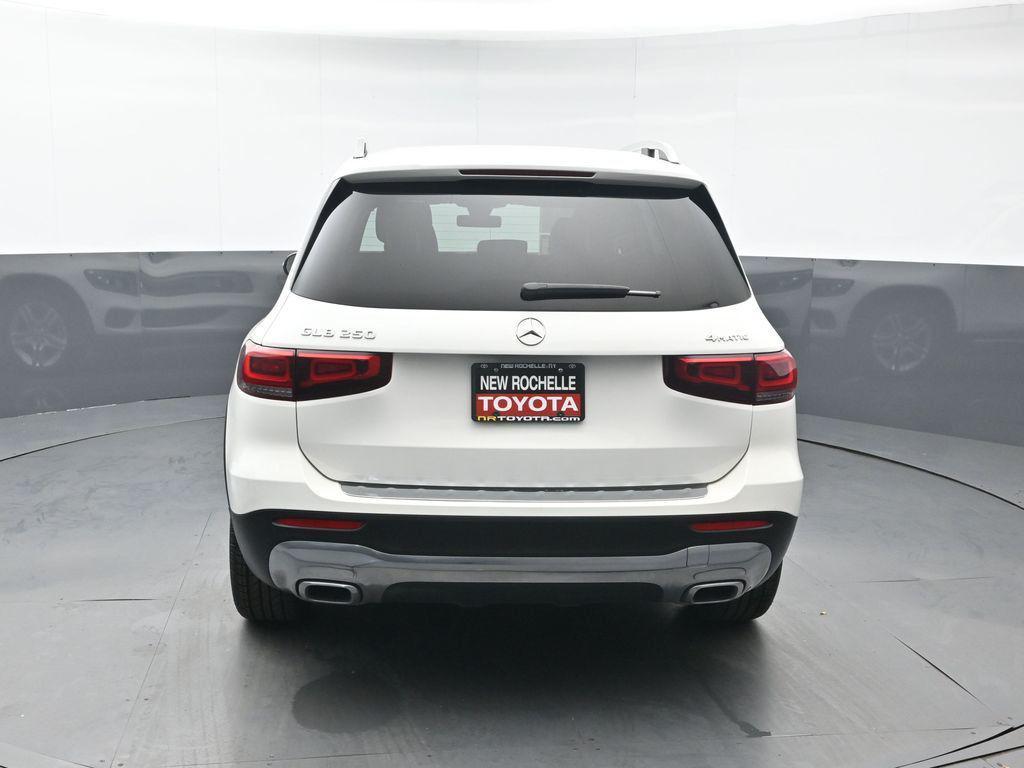 used 2022 Mercedes-Benz GLB 250 car, priced at $25,936