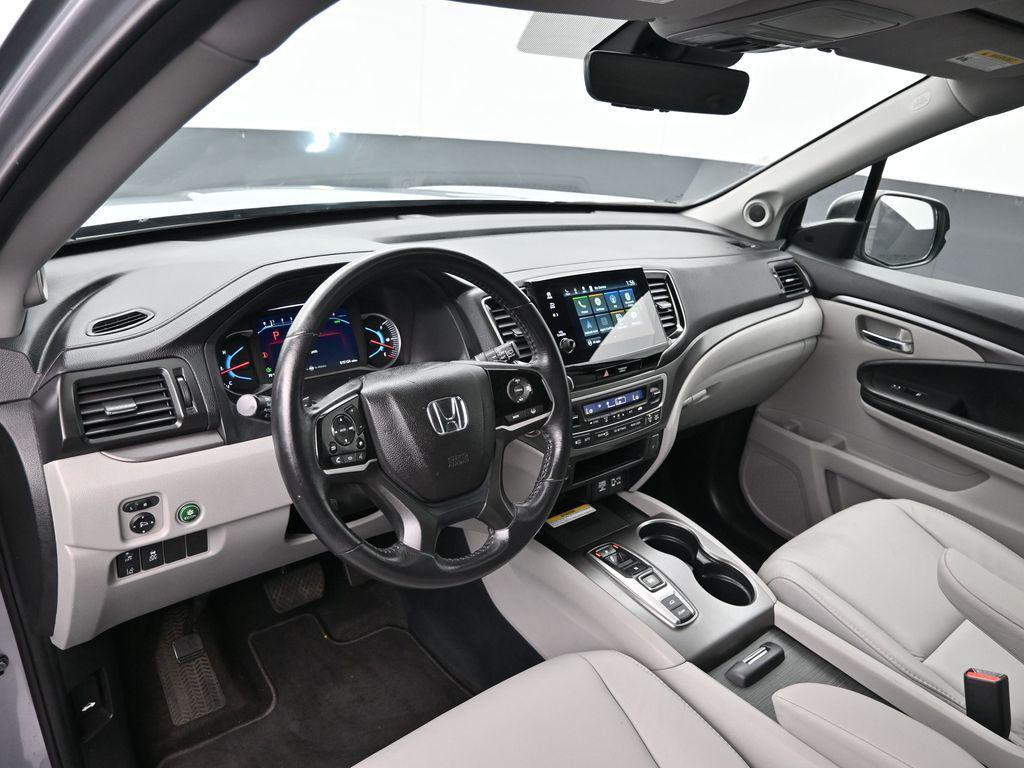 used 2022 Honda Pilot car, priced at $33,995