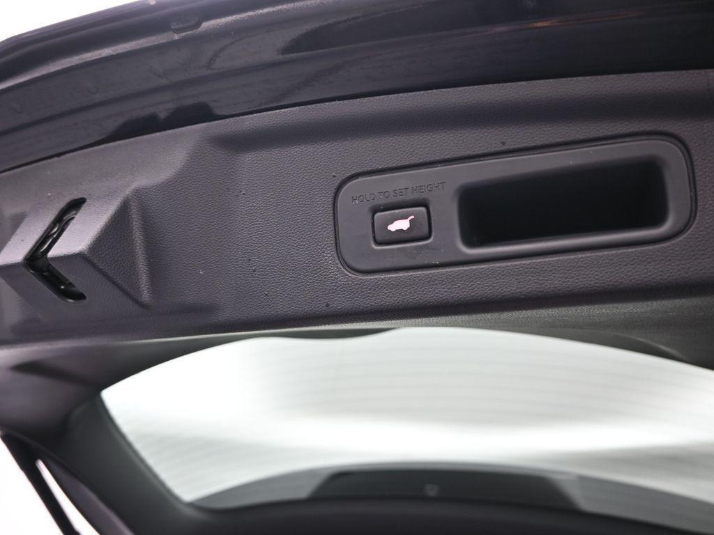 used 2023 Acura MDX car, priced at $45,988