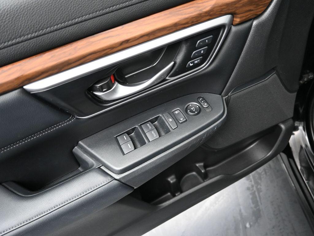 used 2022 Honda CR-V Hybrid car, priced at $29,982