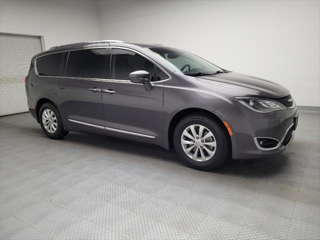 used 2020 Chrysler Pacifica car, priced at $18,995