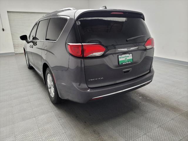 used 2020 Chrysler Pacifica car, priced at $18,995