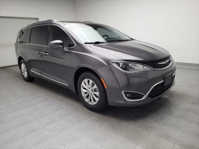 used 2020 Chrysler Pacifica car, priced at $18,995