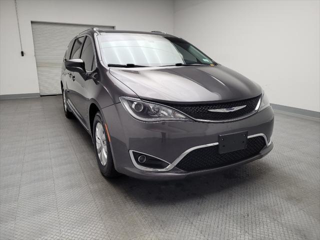 used 2020 Chrysler Pacifica car, priced at $18,995