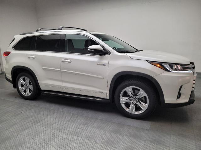 used 2019 Toyota Highlander Hybrid car, priced at $28,695