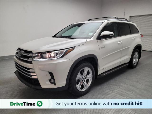 used 2019 Toyota Highlander Hybrid car, priced at $28,695