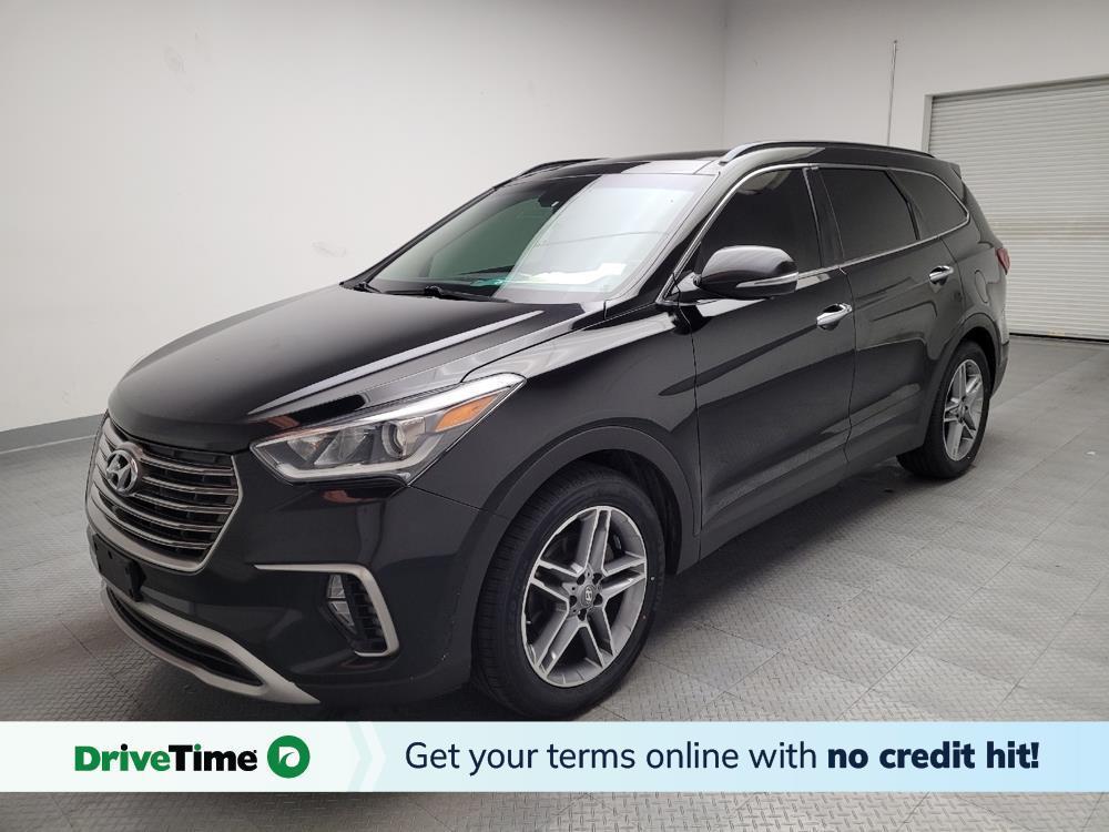 used 2018 Hyundai Santa Fe car, priced at $17,795