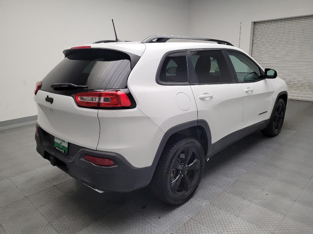used 2018 Jeep Cherokee car, priced at $16,195