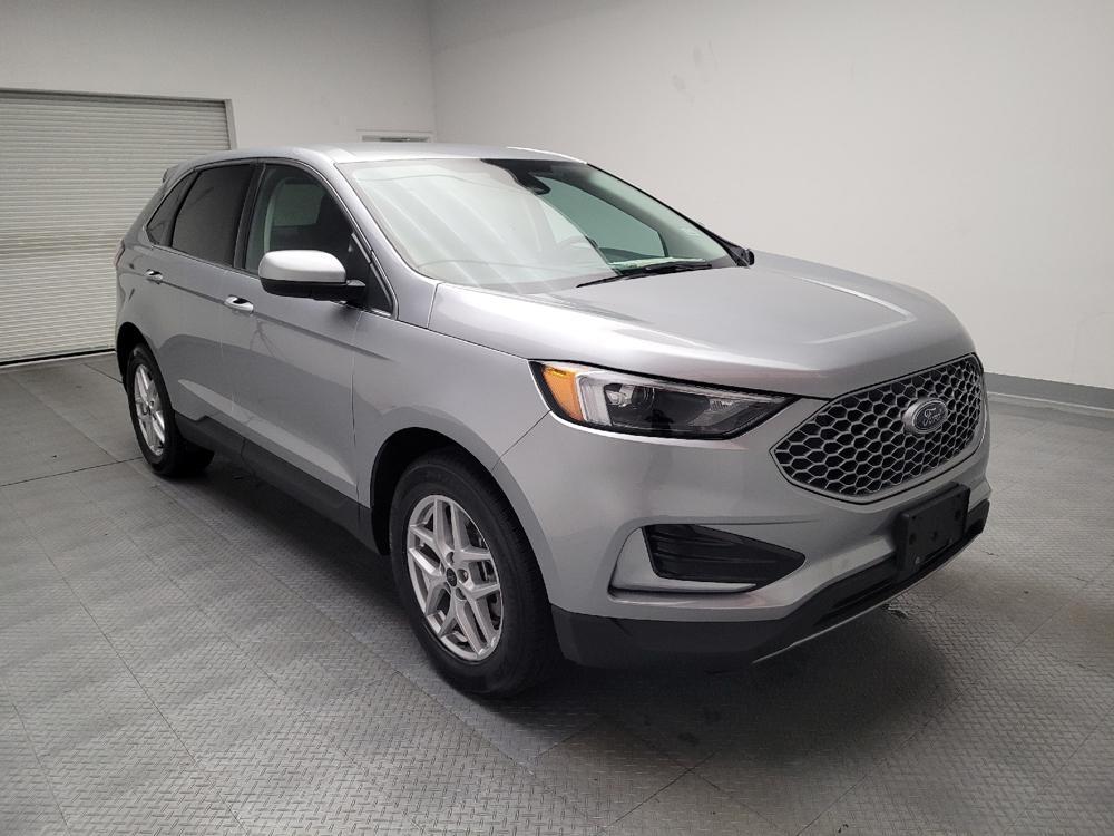 used 2024 Ford Edge car, priced at $27,095