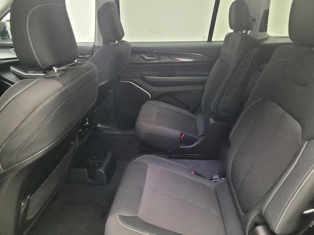used 2022 Jeep Grand Cherokee L car, priced at $29,395