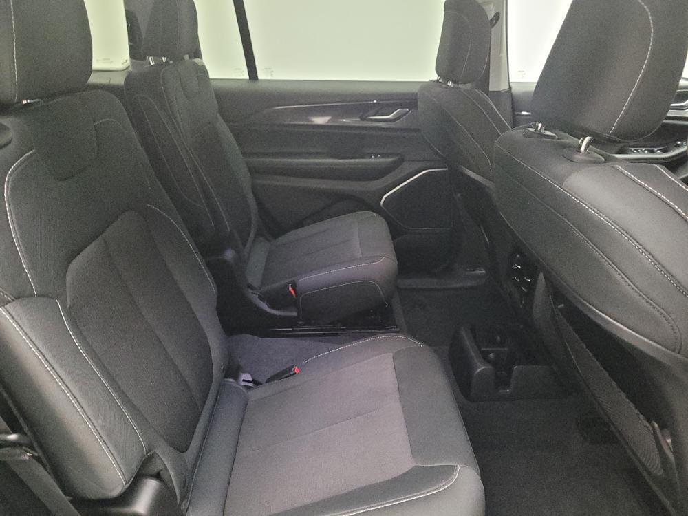 used 2022 Jeep Grand Cherokee L car, priced at $29,395