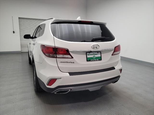 used 2018 Hyundai Santa Fe car, priced at $17,595