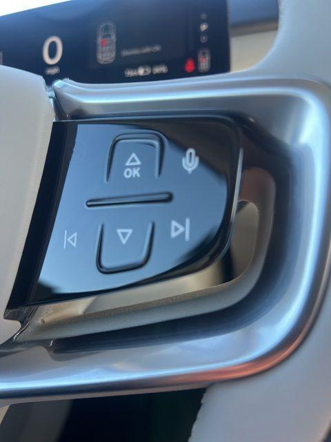 new 2025 Volvo EX90 car, priced at $83,325