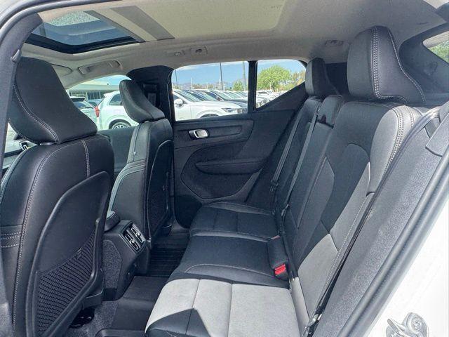 new 2025 Volvo XC40 car, priced at $45,715