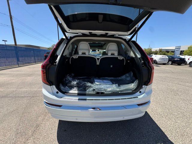new 2025 Volvo XC90 car, priced at $71,040