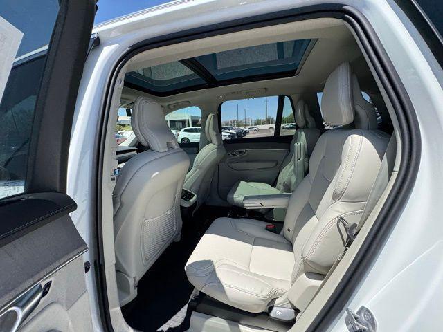new 2025 Volvo XC90 car, priced at $71,040