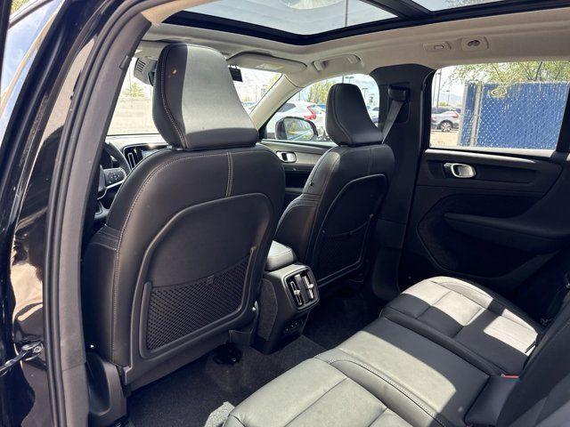 new 2024 Volvo XC40 car, priced at $45,995