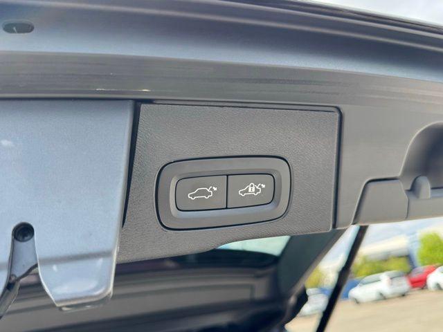 used 2023 Volvo XC60 car, priced at $36,495