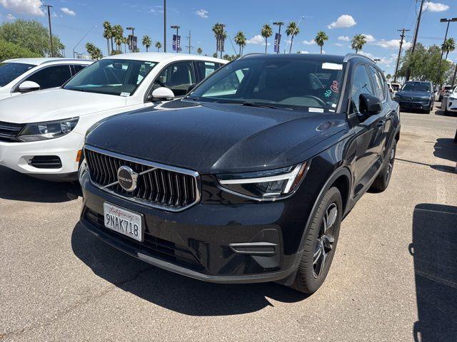 used 2025 Volvo XC40 car