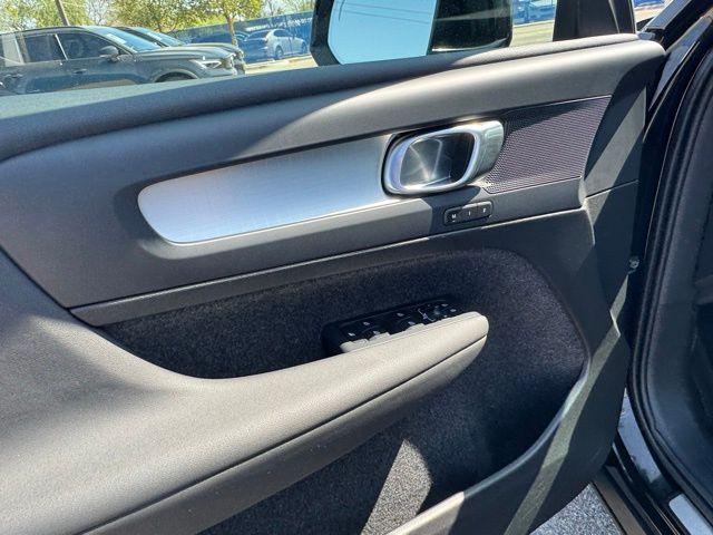 used 2025 Volvo XC40 car, priced at $35,433