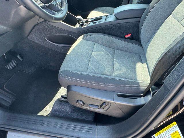 used 2025 Volvo XC40 car, priced at $35,433