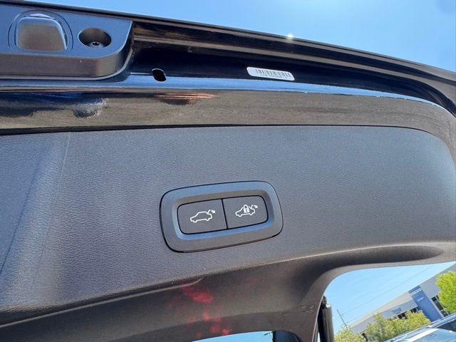 used 2025 Volvo XC40 car, priced at $35,433