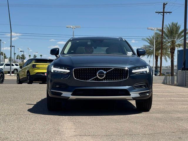 new 2025 Volvo V90 Cross Country car, priced at $68,265