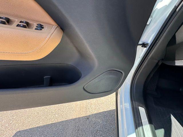 used 2020 Volvo XC60 car, priced at $26,434