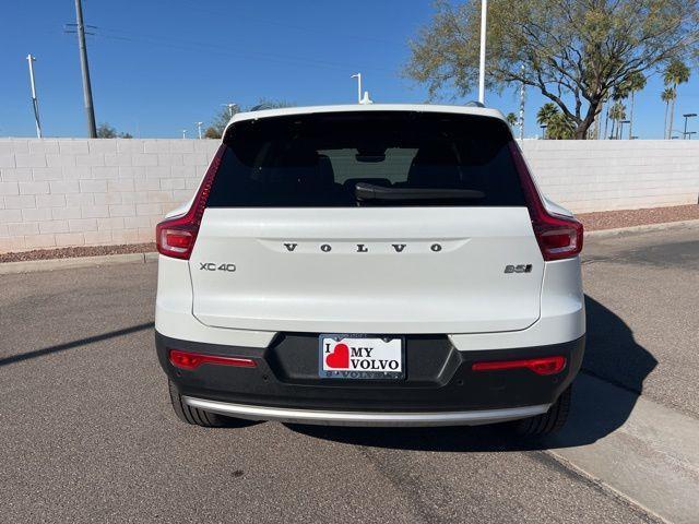 new 2025 Volvo XC40 car, priced at $39,995