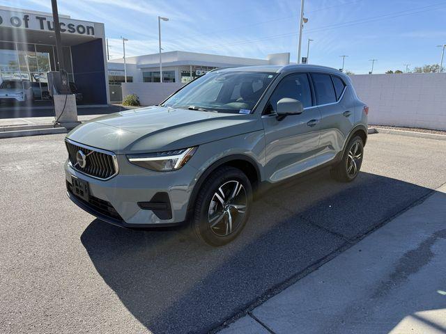 used 2025 Volvo XC40 car, priced at $31,399