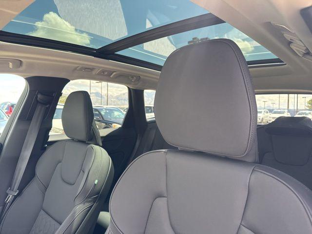 new 2026 Volvo XC60 car, priced at $52,370