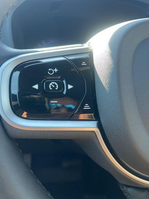 new 2026 Volvo XC60 car, priced at $58,425