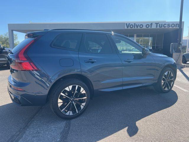 new 2026 Volvo XC60 car, priced at $58,425