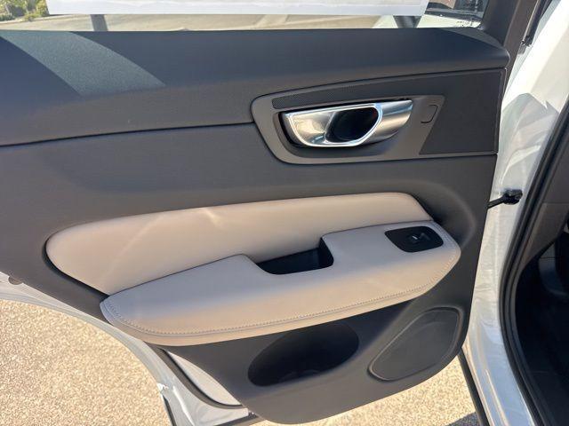 new 2026 Volvo XC60 car, priced at $57,985