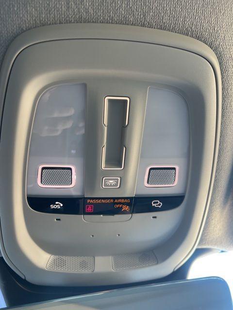 new 2025 Volvo XC40 car, priced at $44,995